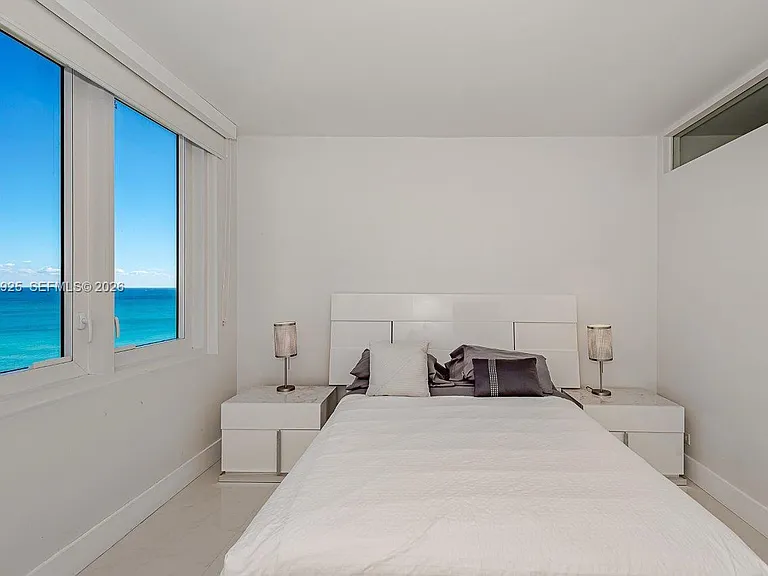 2301 Collins Ave #1416 — Photo 27