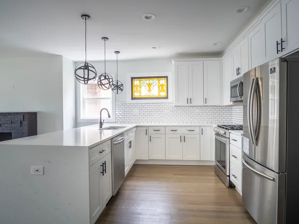 1055 N Drake Ave, Chicago, IL 60651