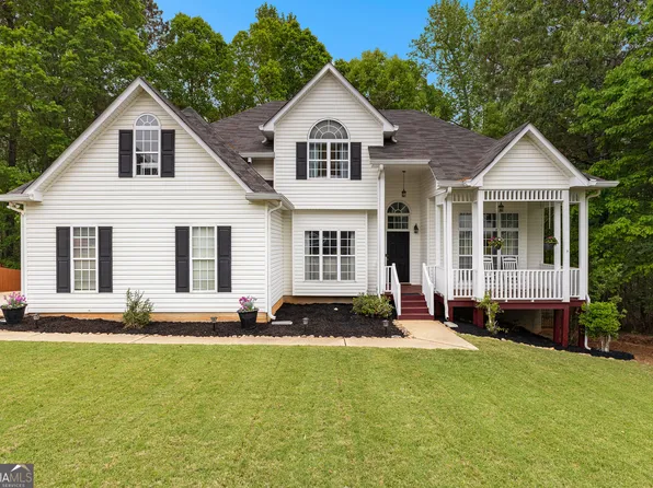 190 Ridgecrest Dr, Fayetteville, GA 30215