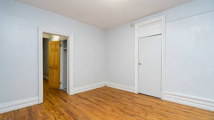 Rented by Nooklyn NYC LLC | media 11