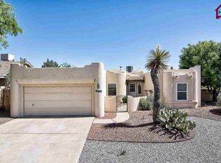 1532 Pebble Beach Rd, Las Cruces, NM 88011