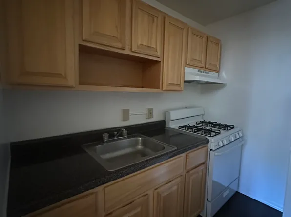 240 Sip Ave, Jersey City, NJ