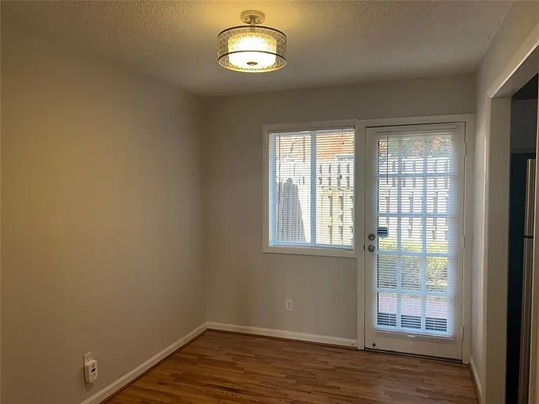 1604 Briarcliff Rd #2 — Photo 6