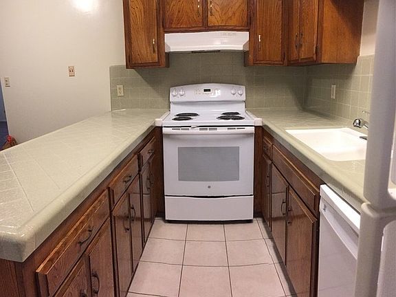 3rd image of 3979 Illinois St #1-3