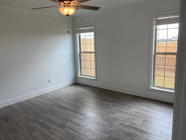 9610 Elite St — Photo 5