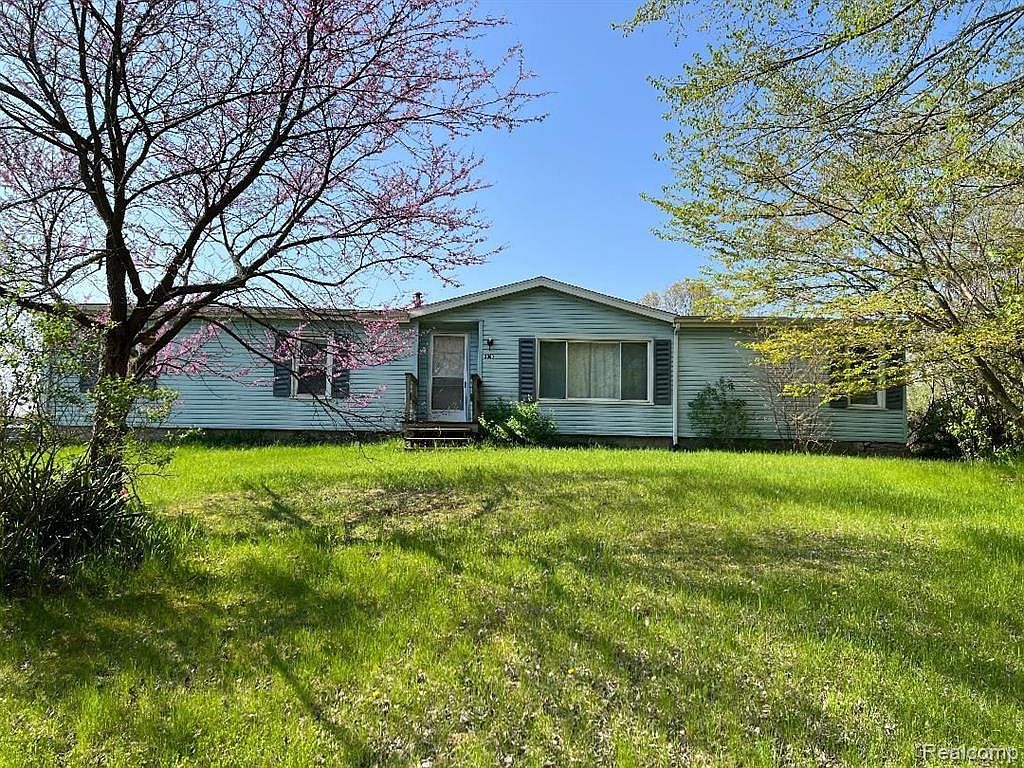 3080 Snoblin Rd, North Branch, MI 48461 Zillow