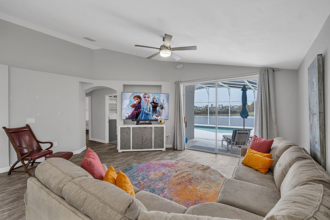 next background image