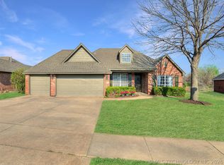 10020 N 100th East Ave, Owasso, OK 74055