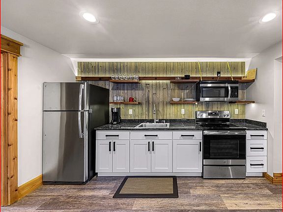 2nd image of 308 W Montana Ave #2