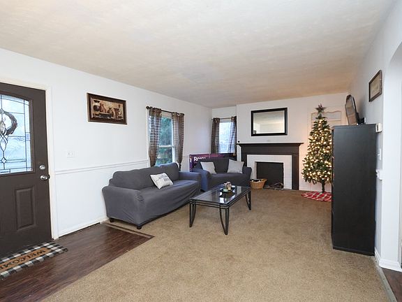3rd image of 333 Hetrick Dr