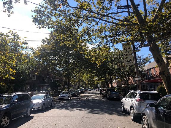 4th image of 615 E 59th St