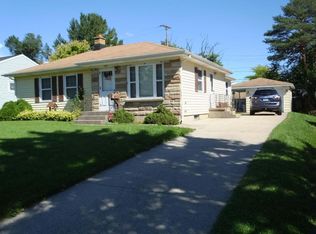 1838 Herrick Ave NE, Grand Rapids, MI
