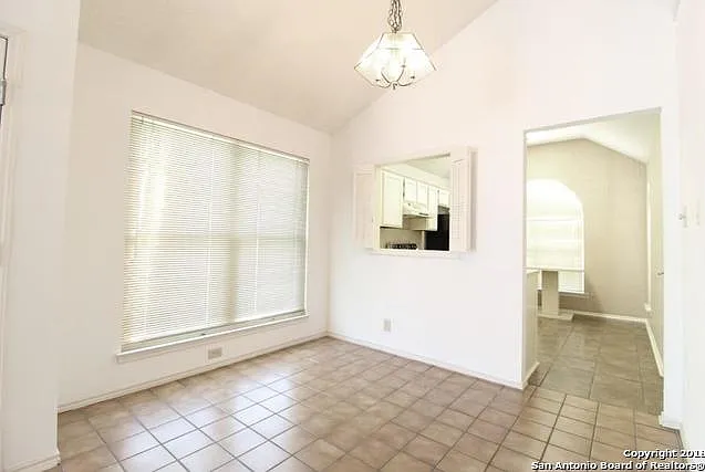 2 bed, 2.0 bath, 1063 sqft, $1,295 — Photo 3