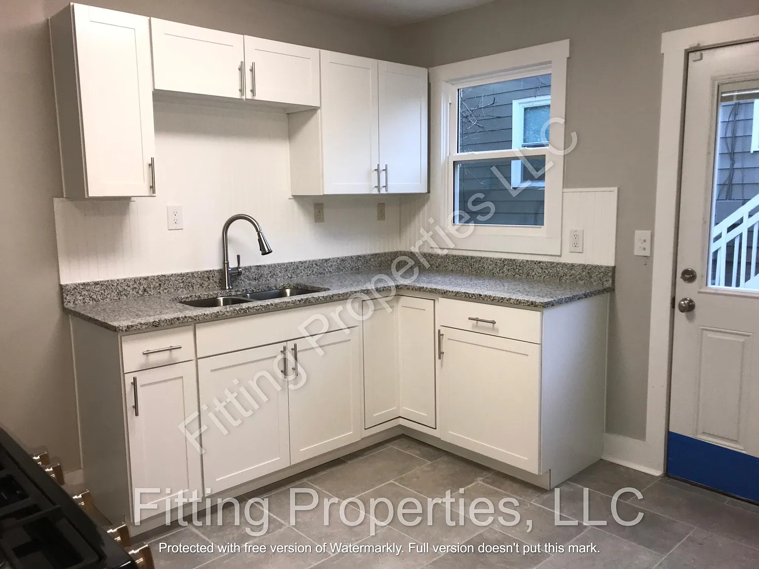 624 Frasier St SE — Photo 3