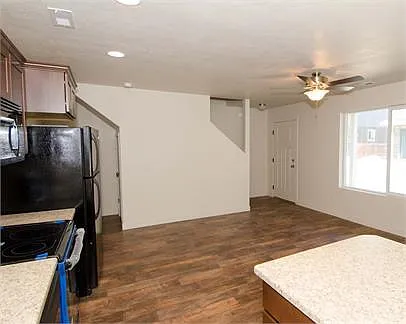 238 N 750 E — Photo 3