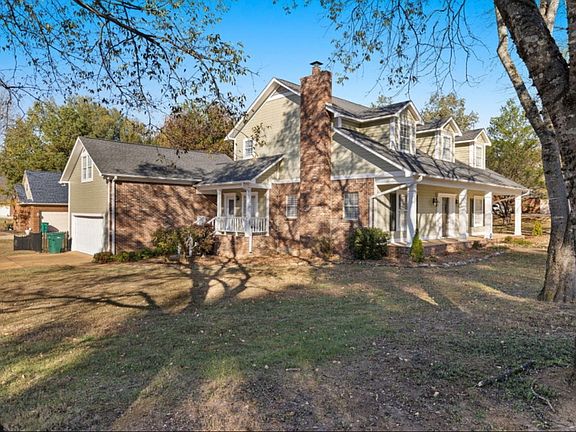 2nd image of 4630 Whitechapel Ln