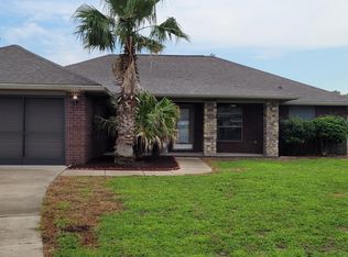 6007 Blair Cir, Gulf Breeze, FL 32563