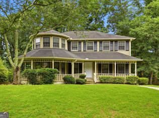 1801 Yorkshire Dr, Woodstock, GA 30189