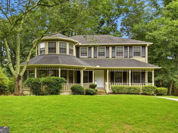 1801 Yorkshire Dr, Woodstock, GA 30189