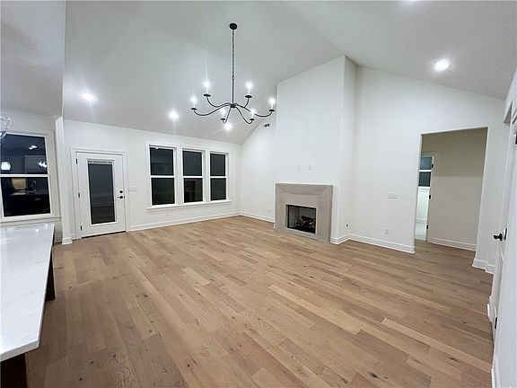 4th image of 3 Hilpsford Ln