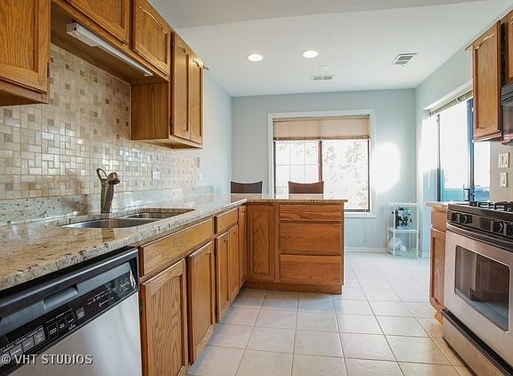 3rd image of 1515 Pheasant Trail Ln #6