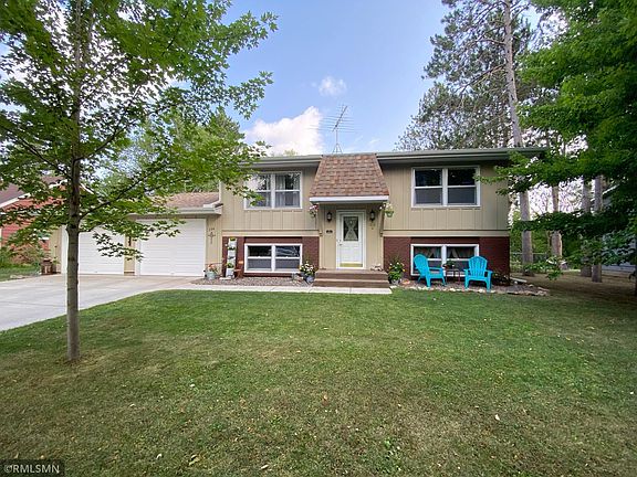 2nd image of 114 Villa Dr