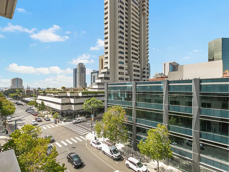 645 Front St #604 — Photo 46