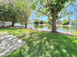 2018 McMullen Rd, Largo, FL 33771