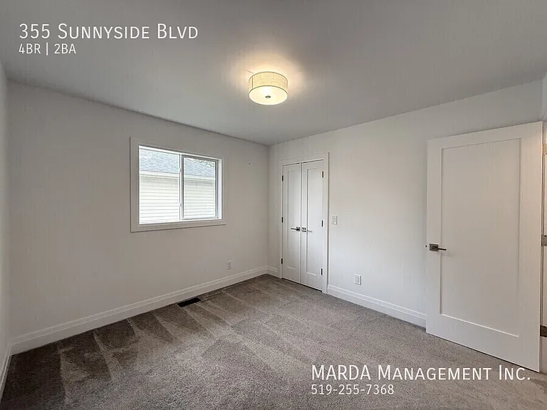 355 Sunnyside Blvd — Photo 25