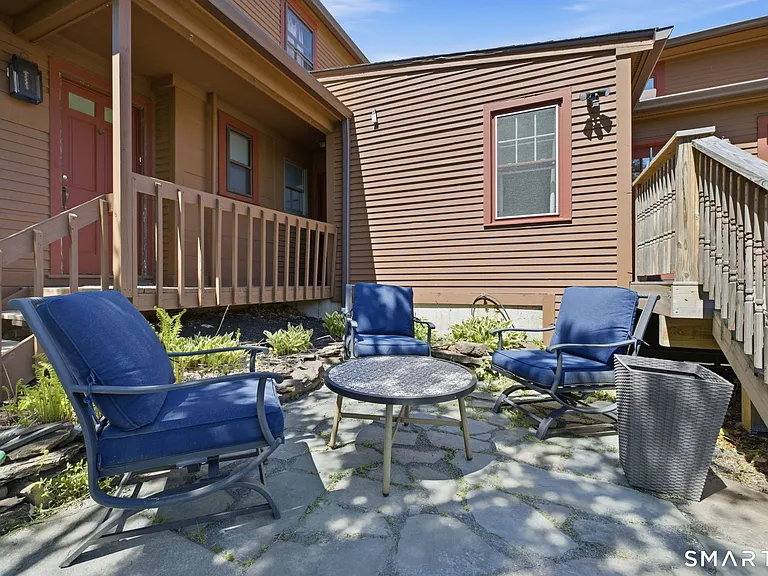 883 Worthington Rdg #2 — Photo 34
