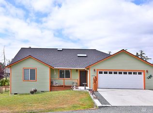 1279 Long Dr, Freeland, WA 98249