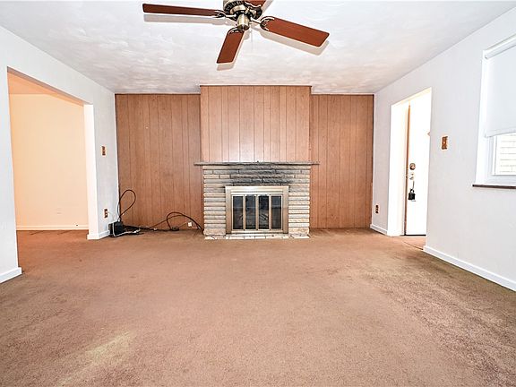4th image of 2105 Ridge Rd