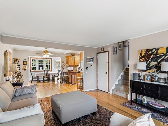2nd image of 3589 Wyanet St