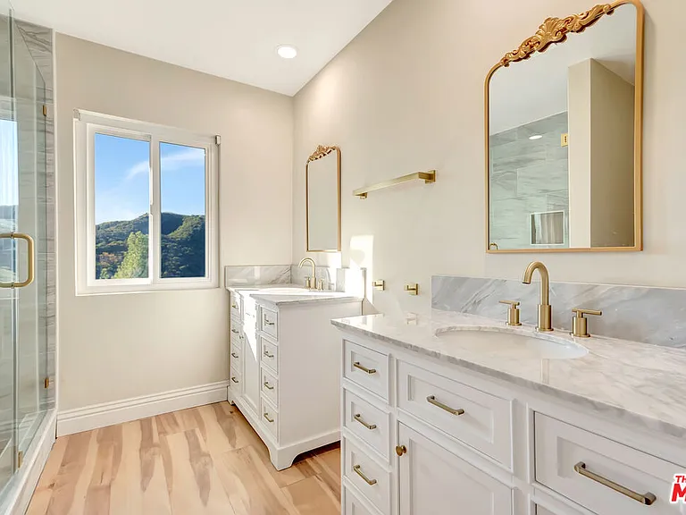 16608 Park Lane Cir — Photo 20