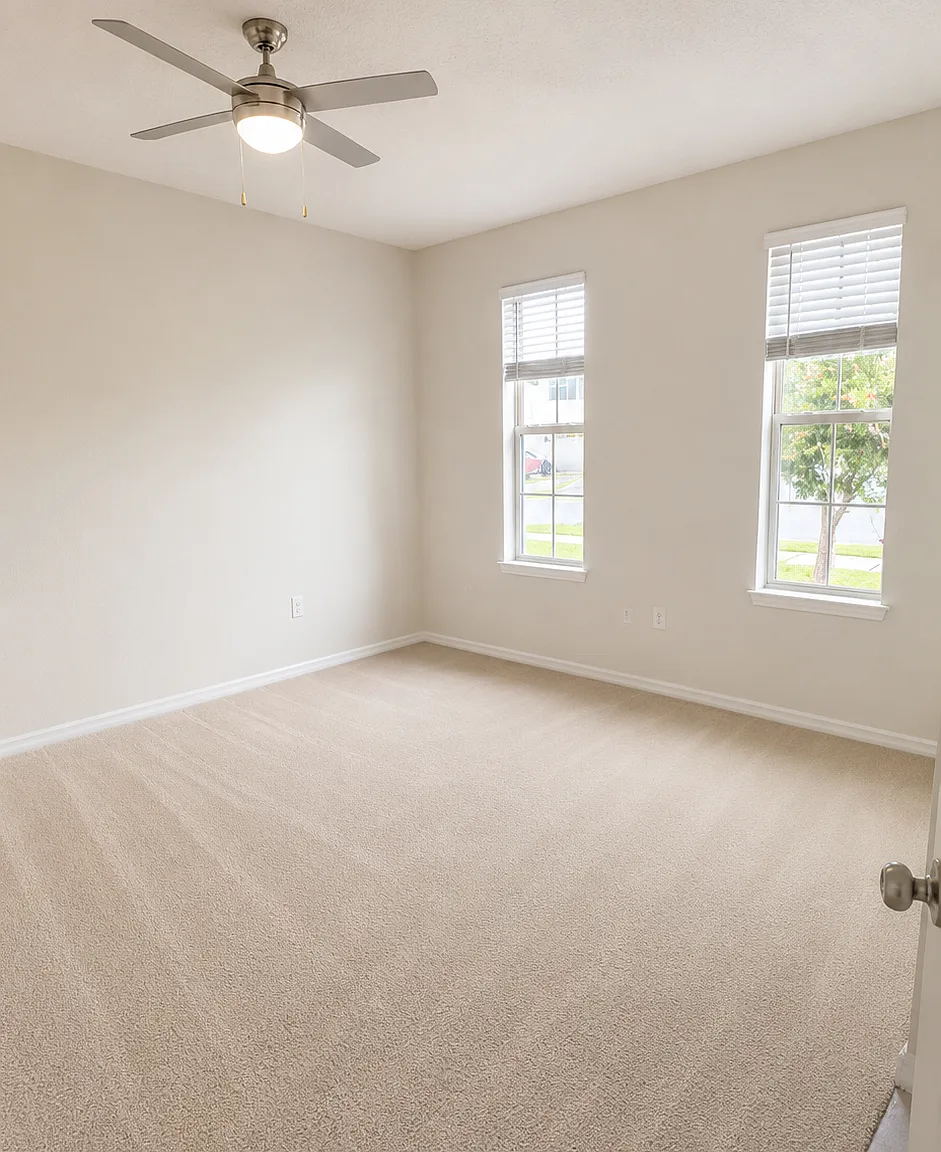3 bed, 1978 sqft, $2,595 — Photo 4