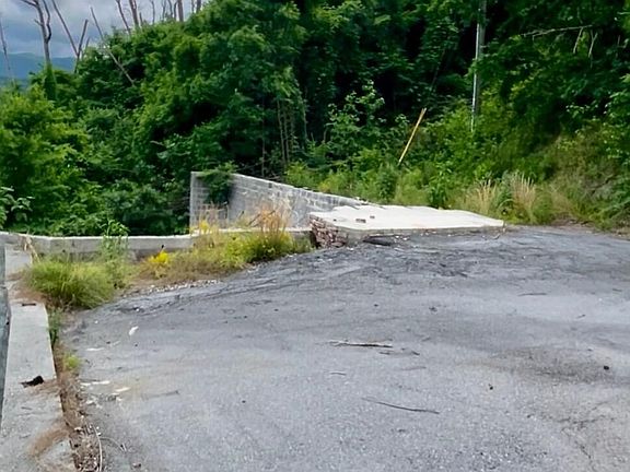 4th image of 241 Greystone Heights Rd #3