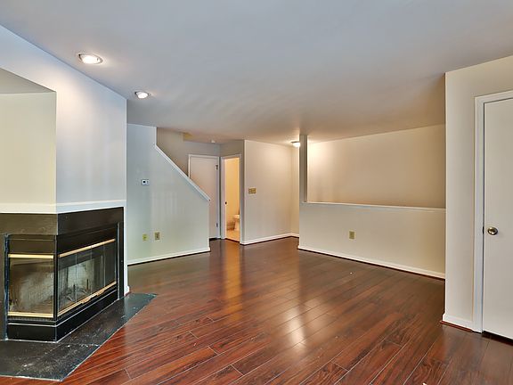 3rd image of 4107 Kennygreen Ct