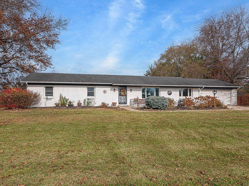 1st image of 308 Yale Blvd