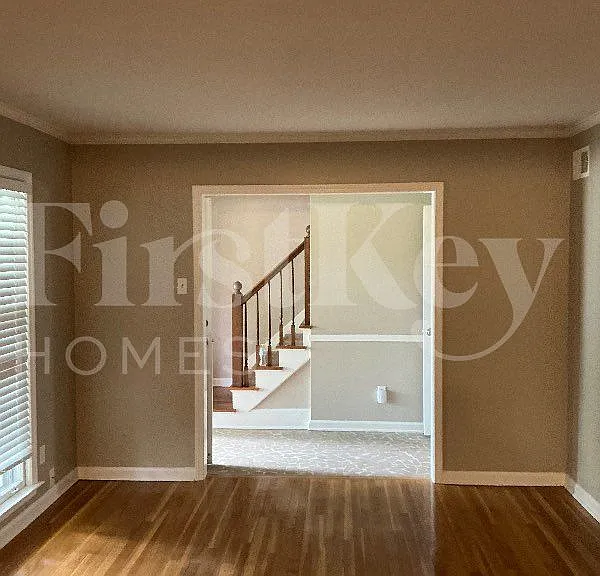 5482 Timmons Ave — Photo 5