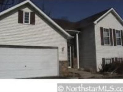 7134 46th St N, Oakdale, MN, 55128