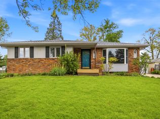 826 SE Uehlamar Dr, Ankeny, IA 50021