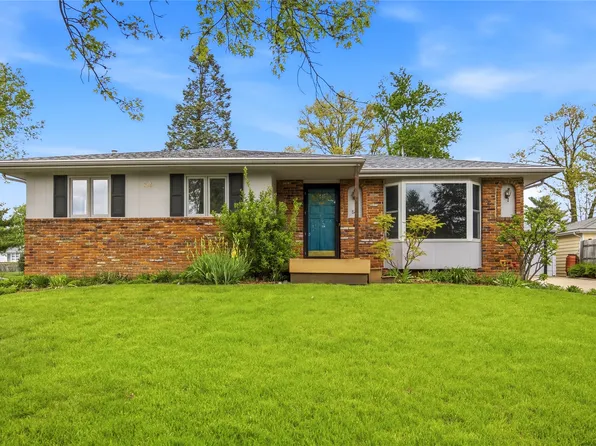 826 SE Uehlamar Dr, Ankeny, IA 50021
