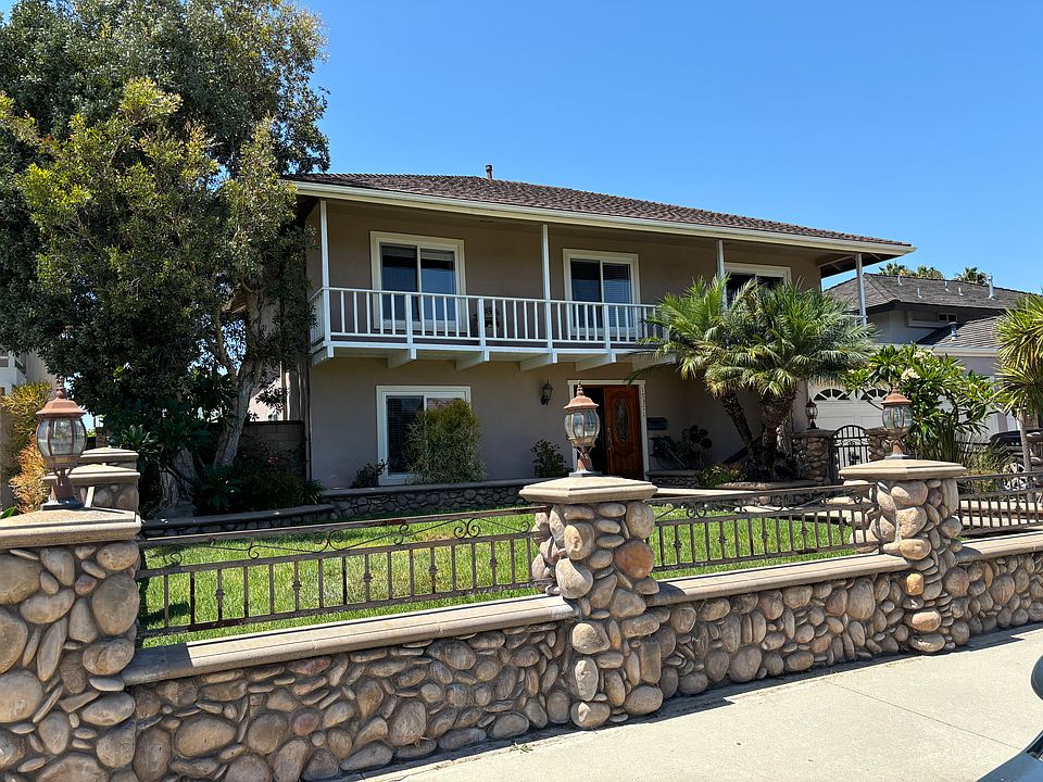 2nd image of 17371 Whetmore Ln