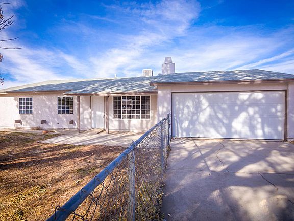 5th image of 17205 Parkvalley Ave