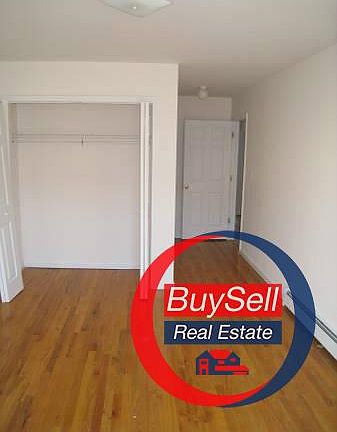 4th image of 3112 43rd St #2
