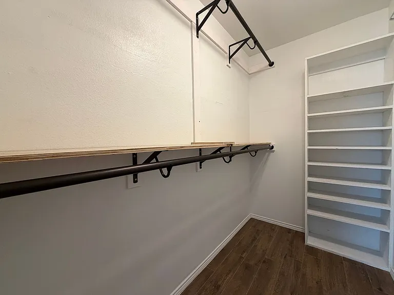 9913 Amosite Dr — Photo 16