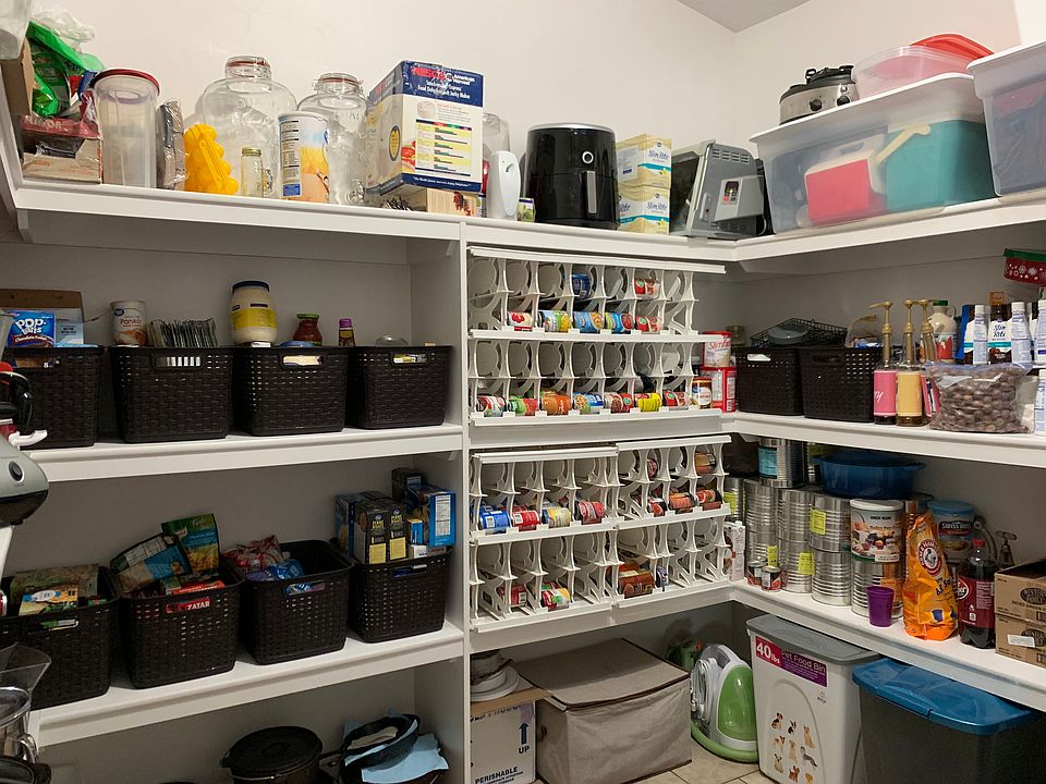 Large Storage Room 1