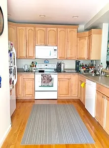 2 bed, 1200 sqft, $2,300 — Photo 2