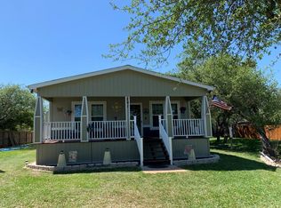 291 Griffith Dr, Rockport, TX 78382