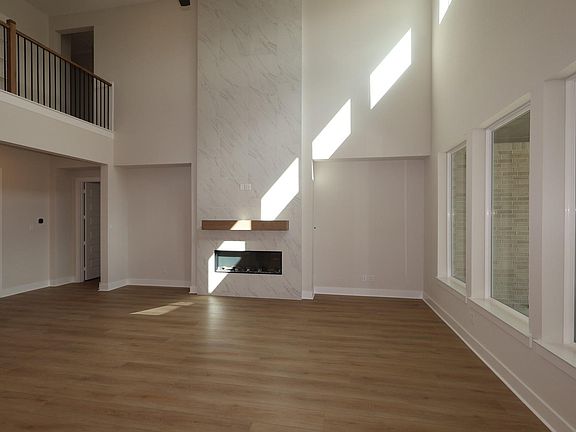 7th image of this home